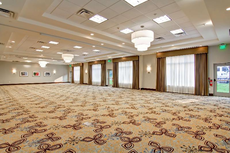 Hilton Garden Inn Woodbridge - photo 131