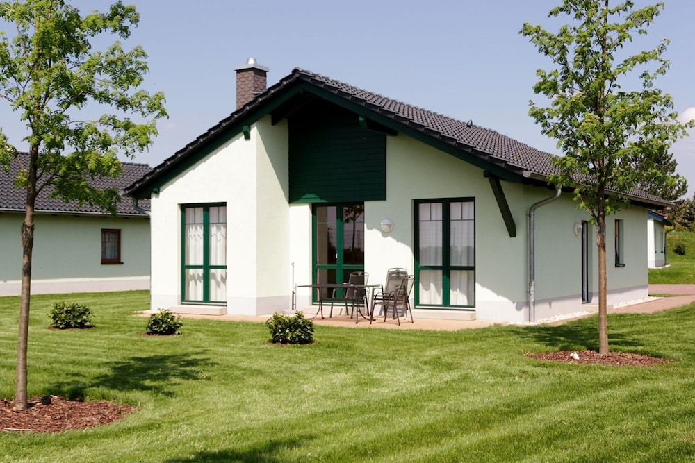 Seepark Auenhain am Markkleeberger See — 5-Star Luxury Hotel in Markkleeberg, Germany
