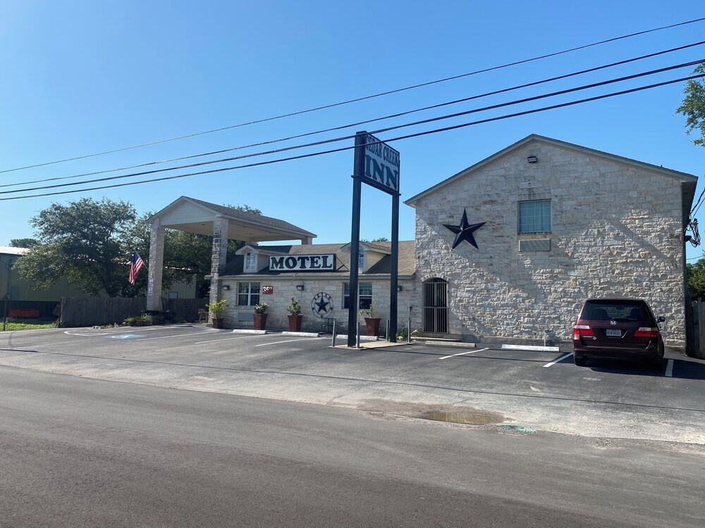 Cedar Creek Inn - photo 28