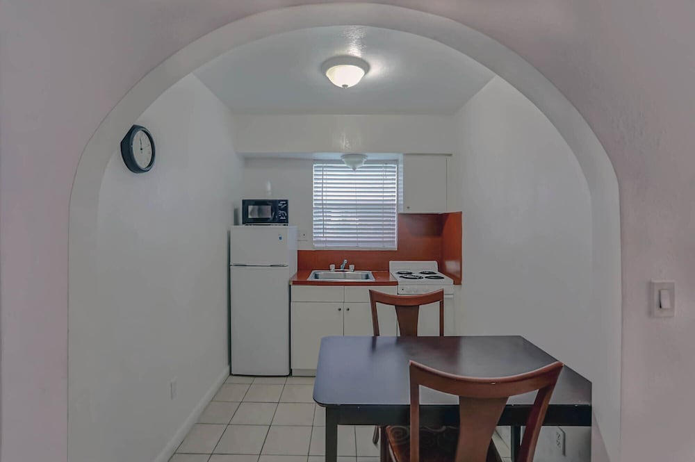 Green Seas Motel - photo 52