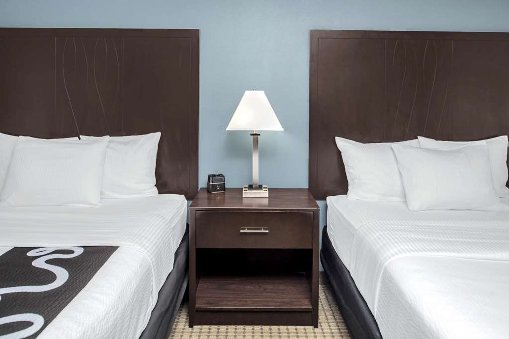 La Quinta Inn & Suites by Wyndham Moscow Pullman - photo 10