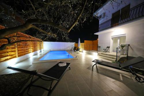 Luxury apartment Petra with private pool — 4-Star Luxury Hotel in Zadar, Croatia
