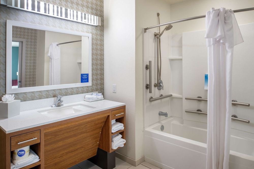 Home2 Suites by Hilton St. Louis Forest Park - photo 33