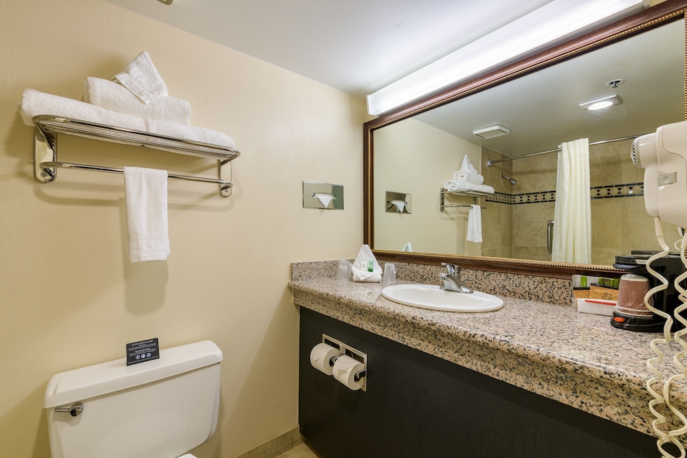 Grand Vista Hotel - photo 9