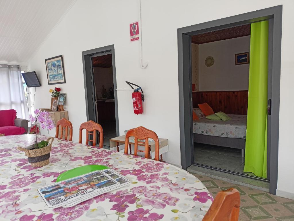 Petite Fleur de Lentilles 2 in Cilaos, Réunion