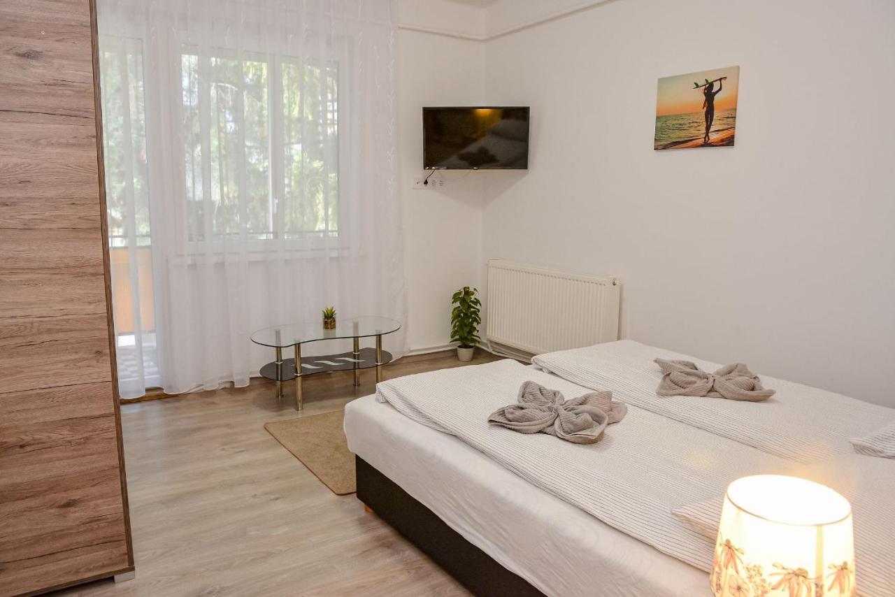 Krisztina Apartman 81 — 4-Star Luxury Hotel in Hajduszoboszlo, Hungary