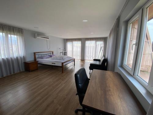 Дом на пляже Black sea House