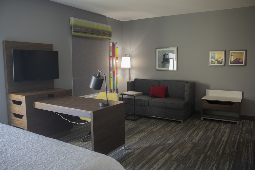 Hampton Inn & Suites Portland West - photo 50