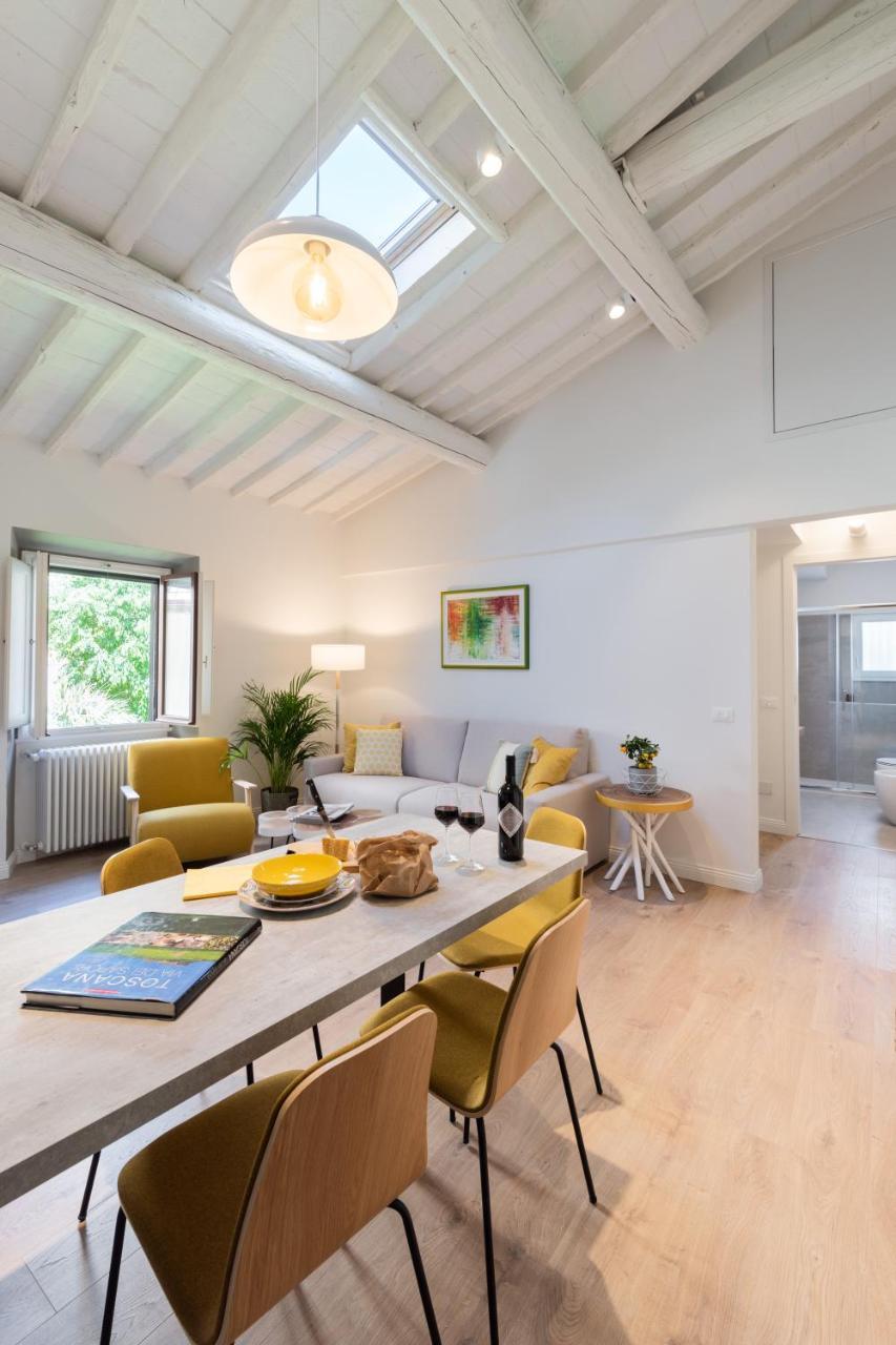 Living Walls Florence Apartments — 4-Star Luxury Hotel in Florence, Italy