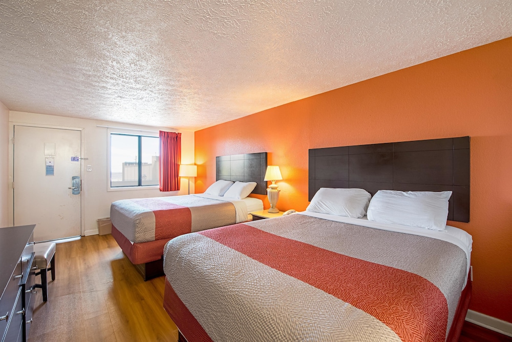 Budget Inn Norfolk VA Oceanview - photo 5