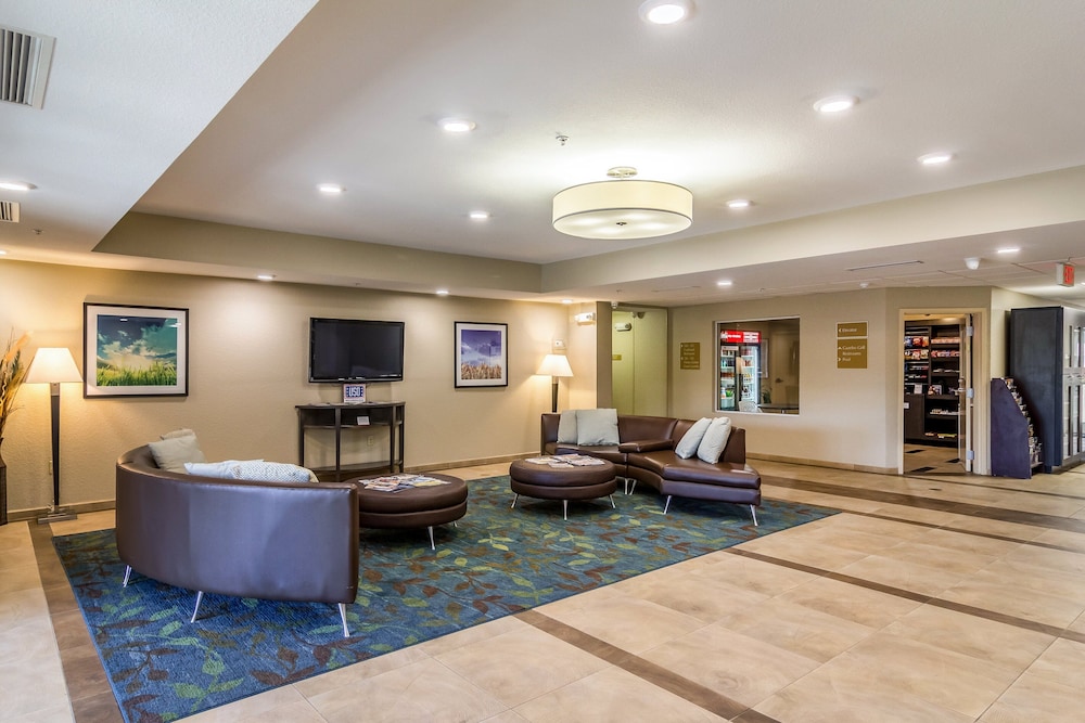 Candlewood Suites Jacksonville East Merril Road an IHG Hotel - photo 4