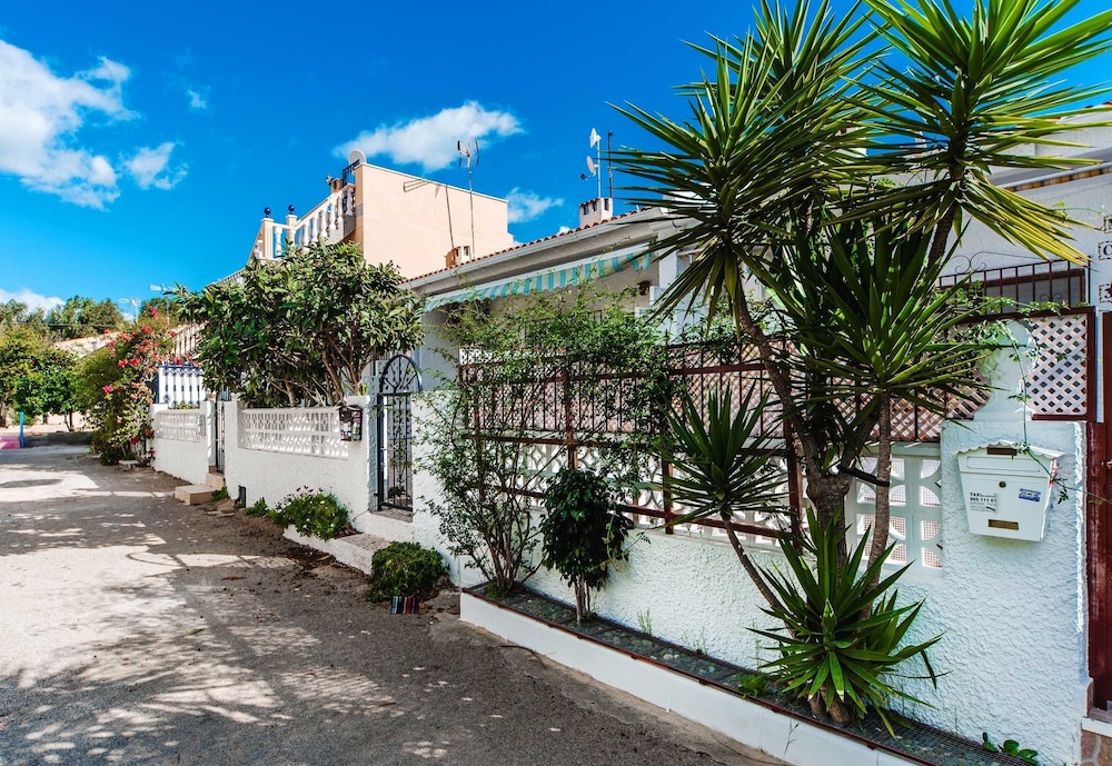 Espanhouse Pinomar 319 in Guardamar Del Segura, Spain