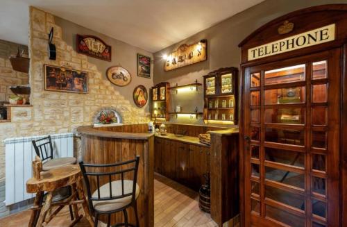 G&S Rustic House — 4-Star Luxury Hotel in San Pancrazio Salentino, Italy