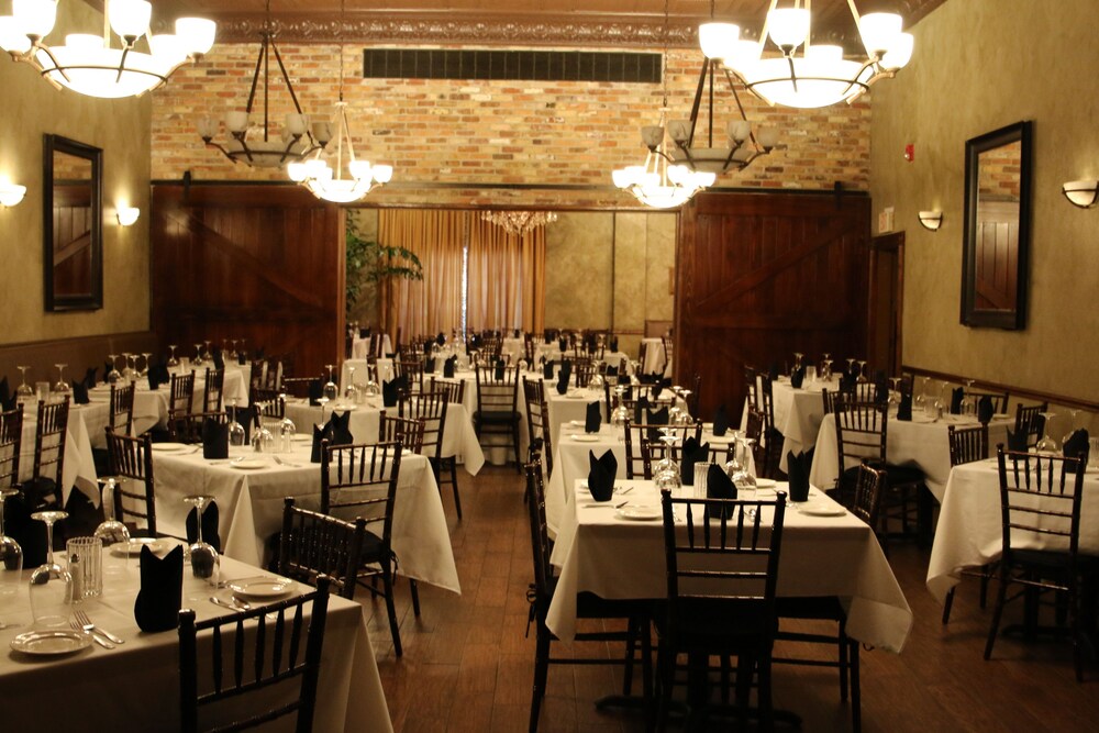 New World Inn Downtown Pensacola - photo 39