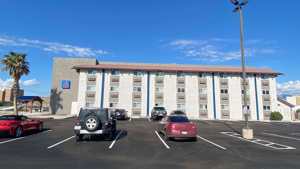 Motel 6 Bullhead City AZ - photo 23