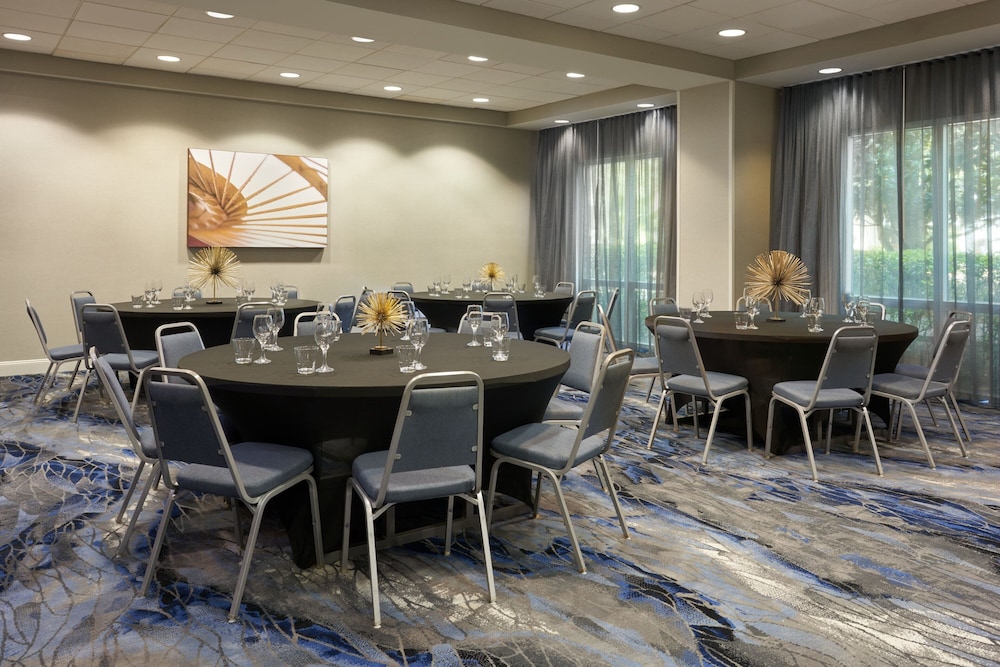 Fairfield Inn & Suites Orlando Int'l Drive Convention Center - photo 32