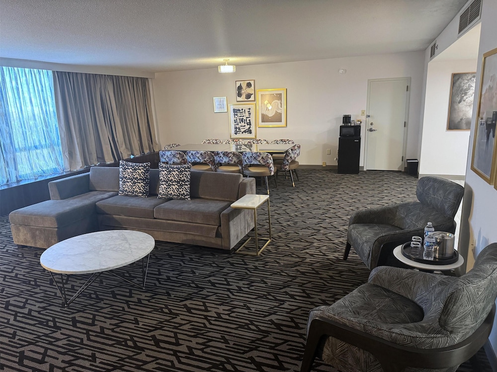 DoubleTree by Hilton Cherry Hill Philadelphia - photo 18
