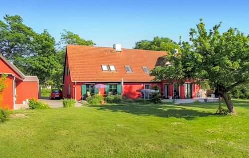 Doppelhaushälfte Kölpin — hotel in Usedom