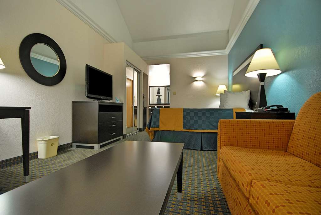 Americas Best Value Inn Sinton - photo 6