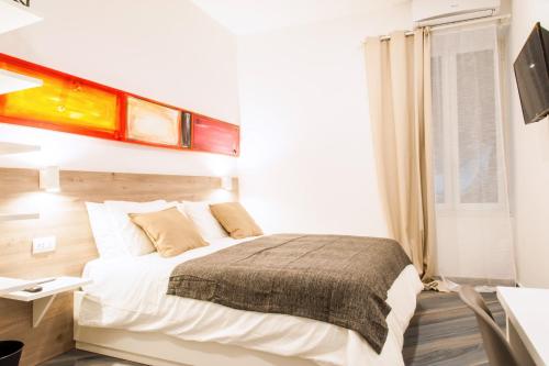 Demi Rooms - last minute hotel in Naples