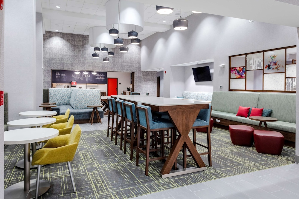 Hampton Inn & Suites Avon Indianapolis - photo 19