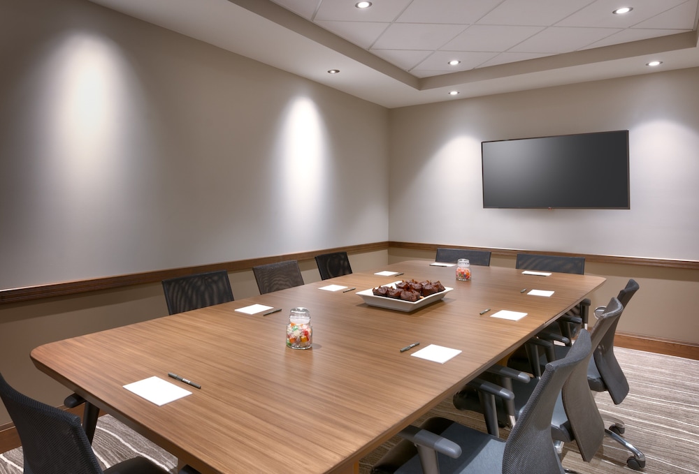 Staybridge Suites Lehi Traverse Ridge Center by IHG - photo 40