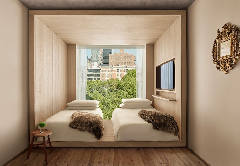 PUBLIC an Ian Schrager hotel - photo 18