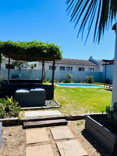 Private garden guest house