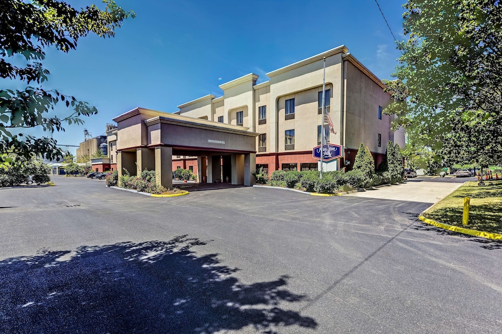 Hampton Inn by Hilton Columbus I 70E Hamilton Rd - photo 72