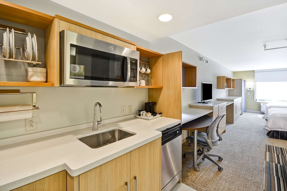 Home2 Suites by Hilton Decatur Ingalls Harbor - photo 19