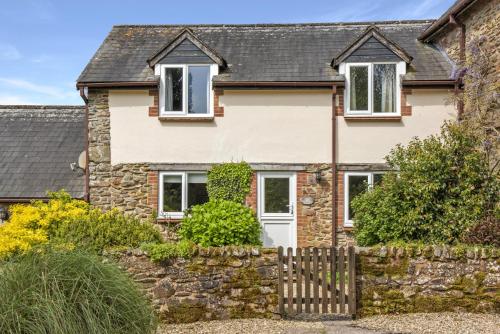 Rose Cottage Wheddon Cross — 4-Star Luxury Hotel in Minehead, United Kingdom