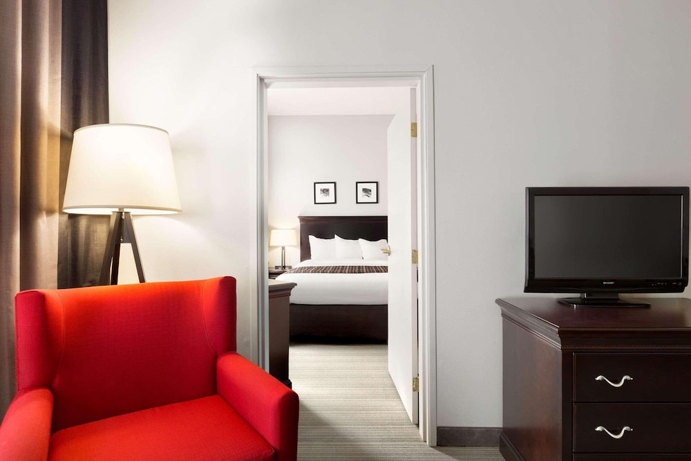 Country Inn & Suites By Radisson Kearney NE - photo 11
