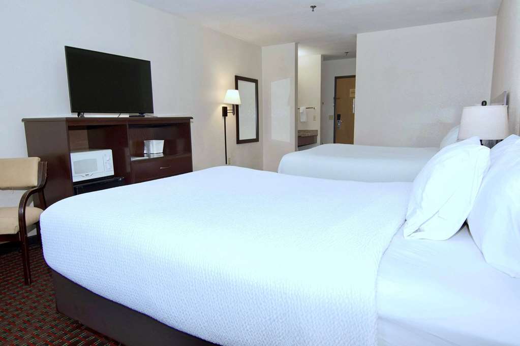 Ramada by Wyndham Tell City - photo 22