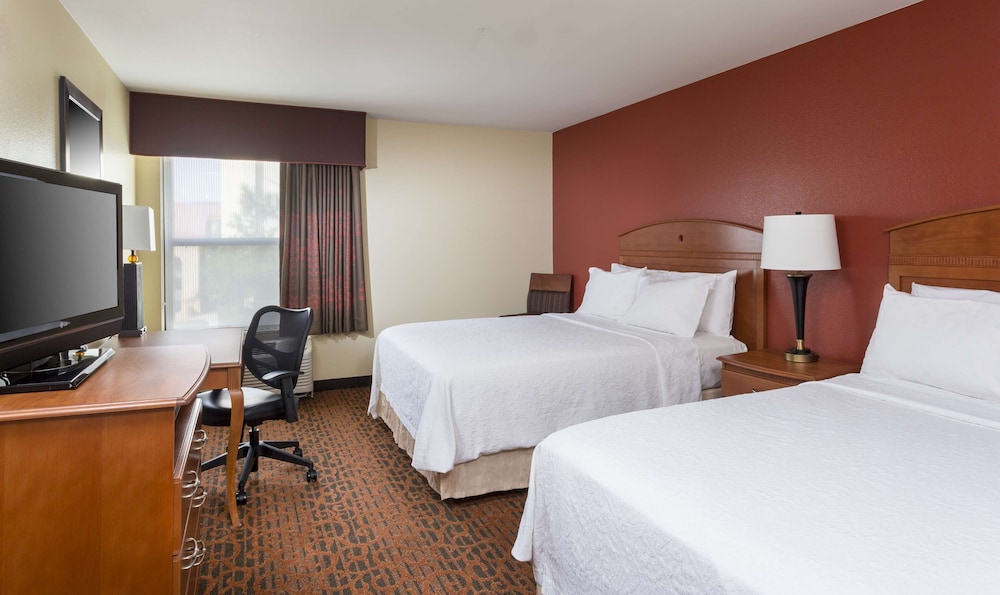 Hampton Inn Houston Stafford - photo 12