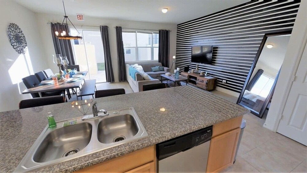 Compass Bay Resort 4 Bedroom Vacation Townhome - photo 11