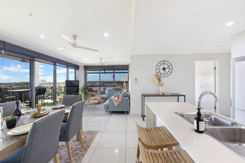 'Opal of Darwin' Breezy Living Atop Blue Horizons — 4-Star Luxury Hotel in Darwin, Australia