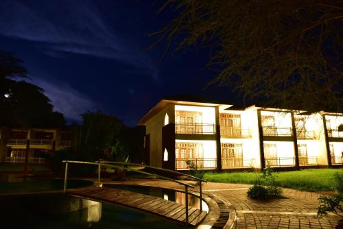 Hunters Lodge — 4-Star Luxury Hotel in Nairobi, Kenya