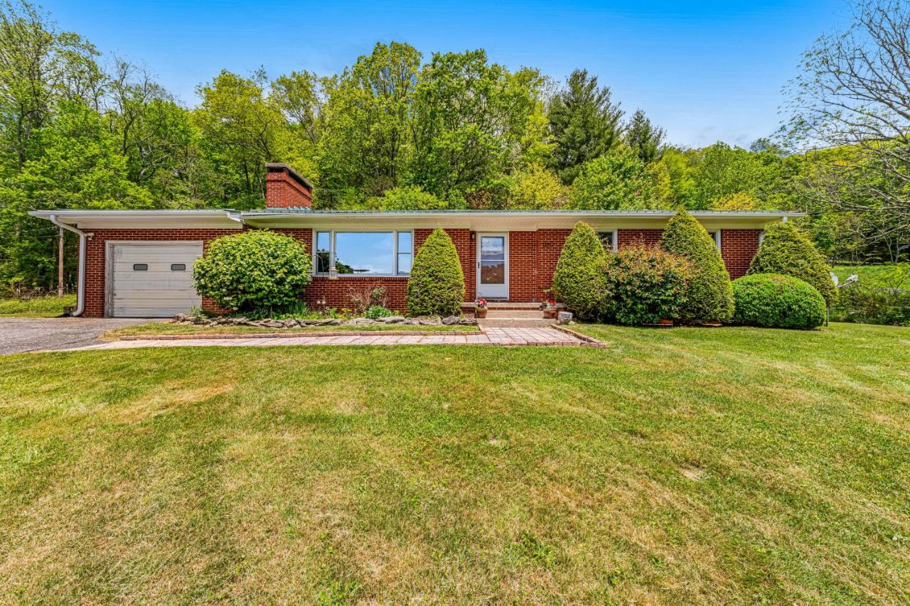 Turnpike Traditional in Banner Elk, United States