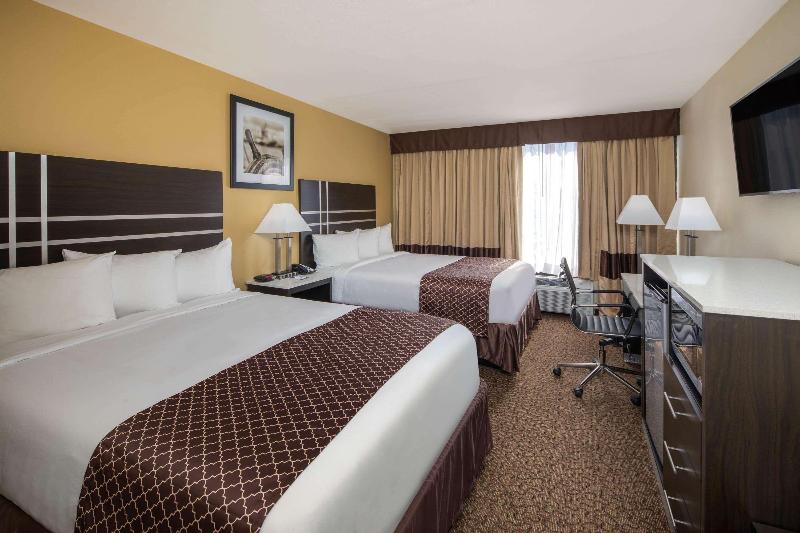 Baymont Inn Suites By Wyndham Hammond - photo 13