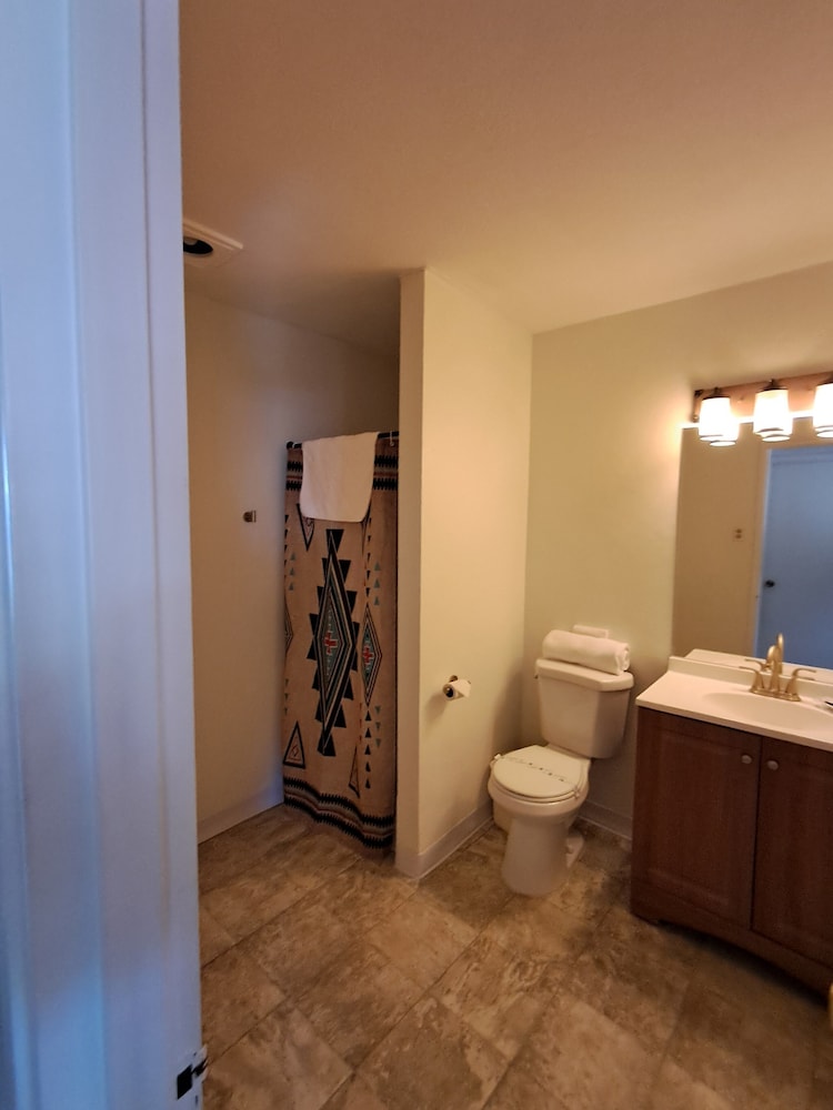 Southwest Motel - photo 21