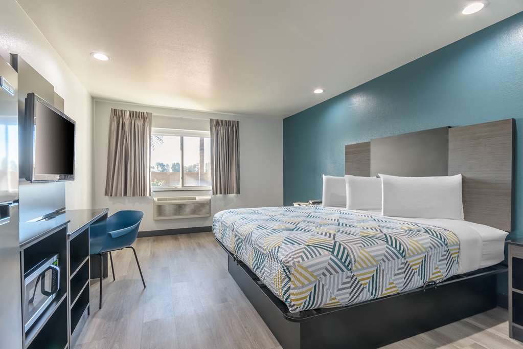Studio 6 Suites Perris CA - photo 10