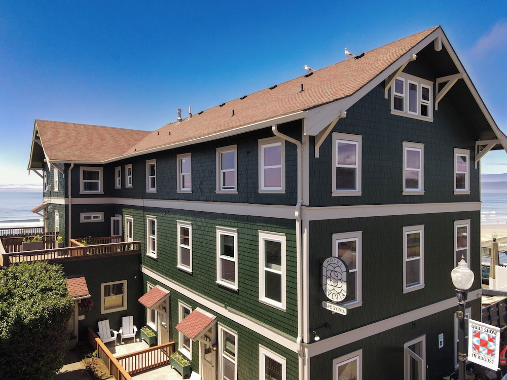 Hotel Sylvia in Newport, United States