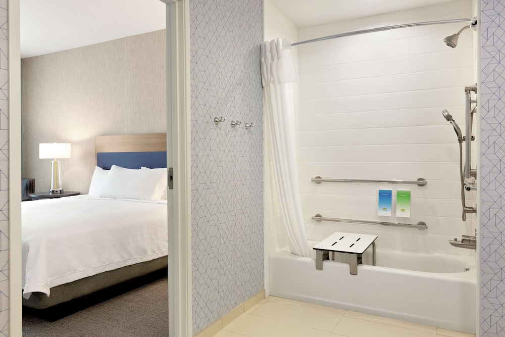 Home2 Suites by Hilton Houston Pearland - photo 31