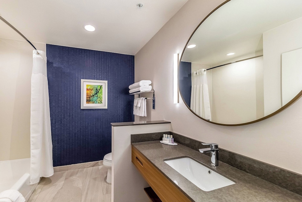 Fairfield Inn & Suites by Marriott Gainesville I 35 - photo 13