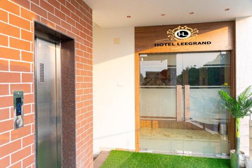 Hotel Lee Grand — Anand — photo 4