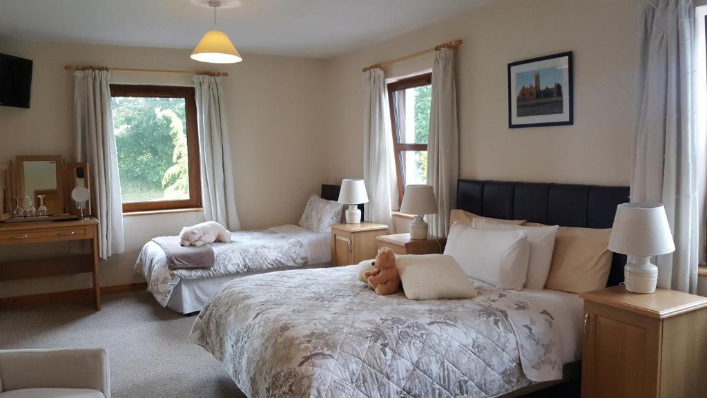 Corrib View Lodge — 4-Star Luxury Hotel in Ballinrobe, Republic of Ireland