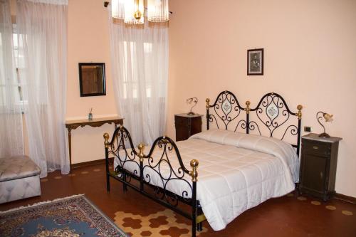Appartamento Porta Crucifera — 4-Star Luxury Hotel in Arezzo, Italy