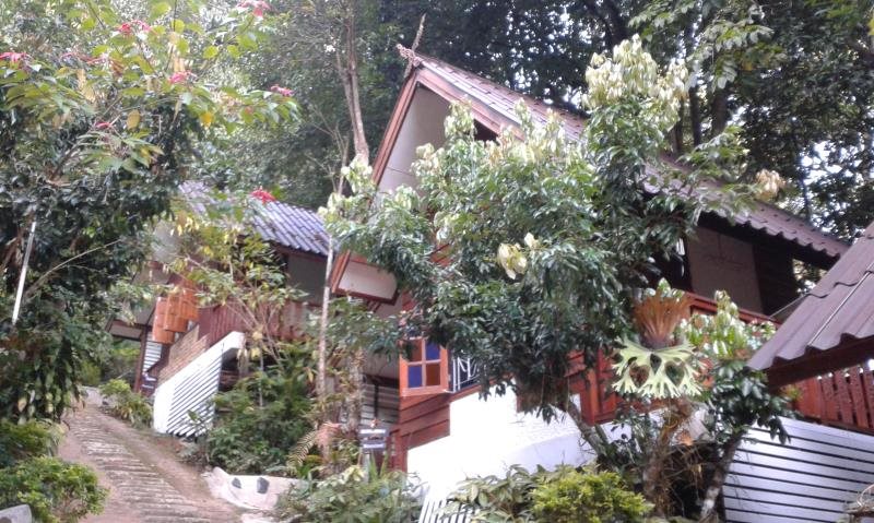 Khemapira Bed Breakfast — Mae Taeng