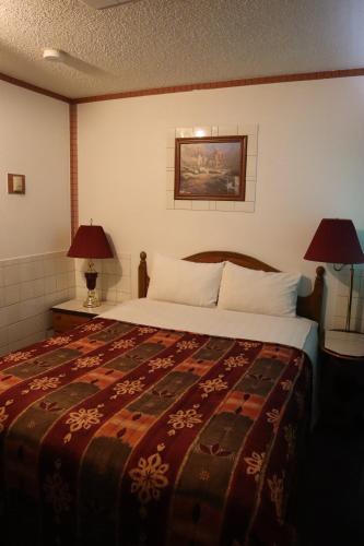 Vista Motel — hotel in Vegreville