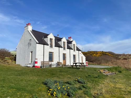 Red Chimneys Cottage — 4-Star Luxury Hotel in Inverness, United Kingdom